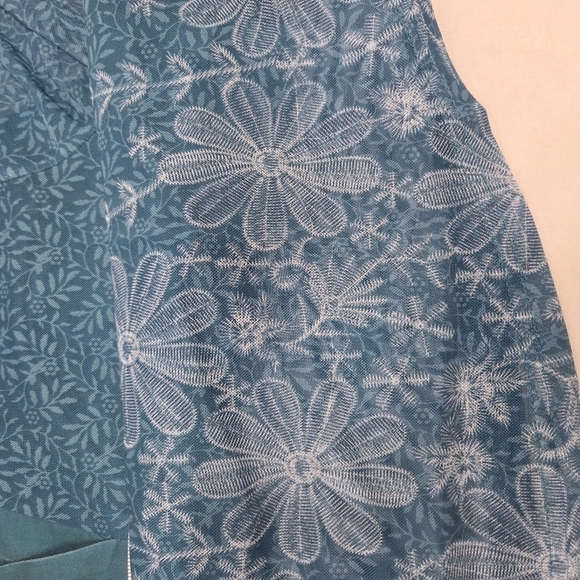 ‼️3/$30‼️Timeson Ladies Flowered Long Sleeve Top Medium greenish/teal - Picture 12 of 16